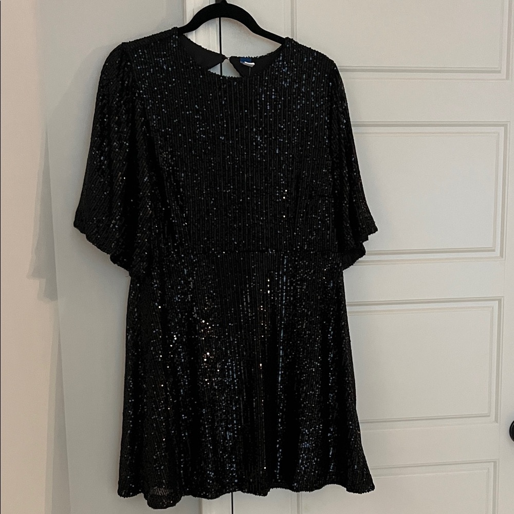 Old Navy Shimmering Black Sequin Top